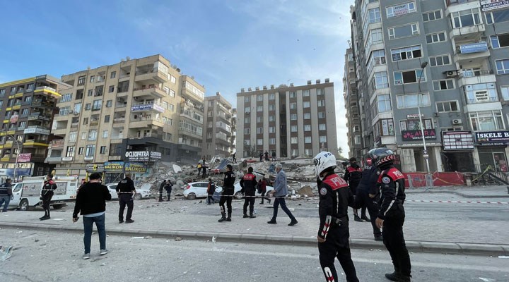 Şanlıurfa'da 6 katlı bina çöktü