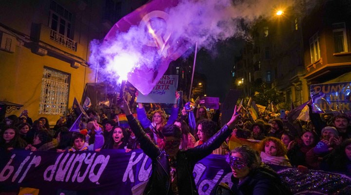 Taksim'de Feminist Gece Yürüyüşü yasaklandı
