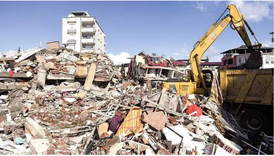 Deprem soruşturmalarındaki tutuklu sayısı yükseliyor