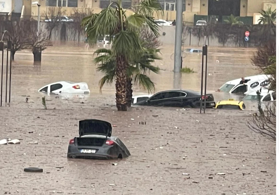 Adıyaman ve Şanlıurfa sele teslim: 5 kişi öldü, 10 kişi kayıp