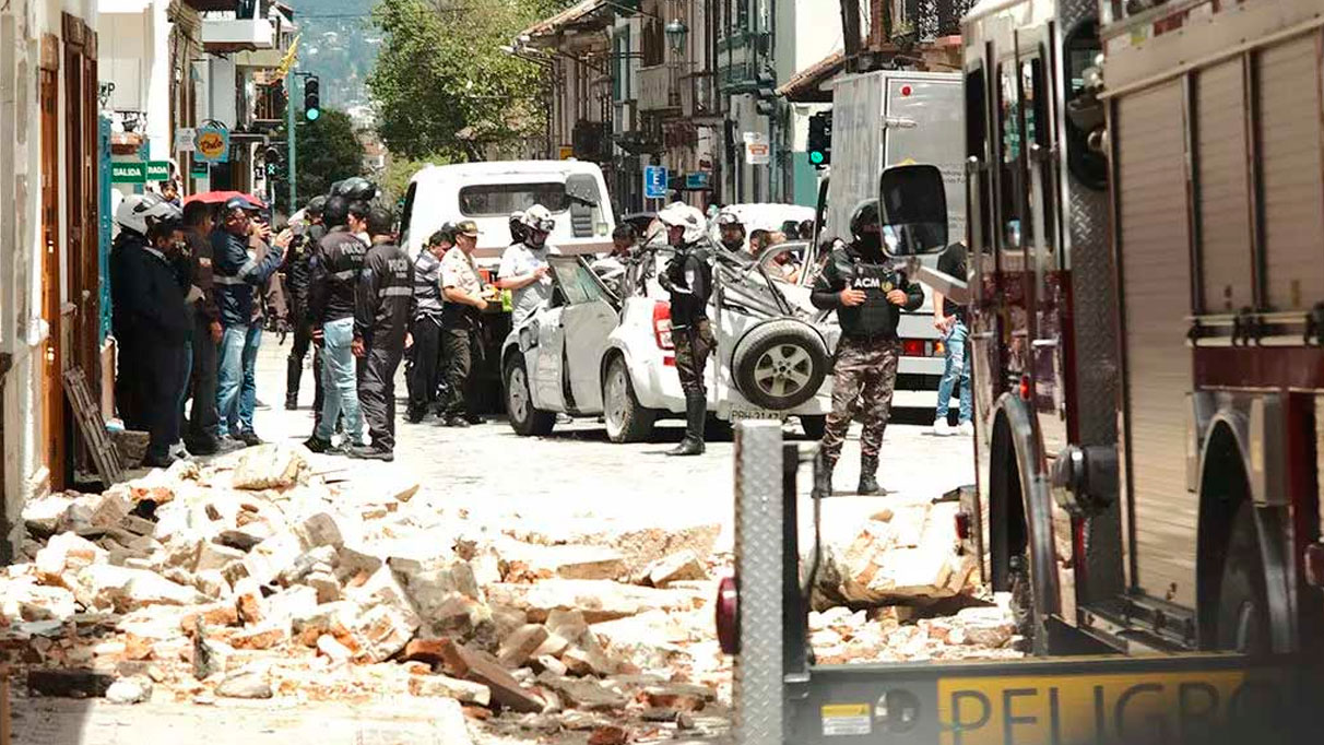 Ekvador'da 6,7 büyüklüğünde deprem: Can kaybı yükseliyor!