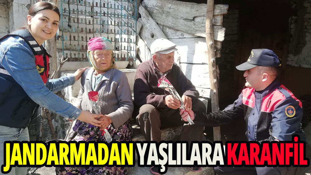 Jandarmadan yaşlılara karanfil