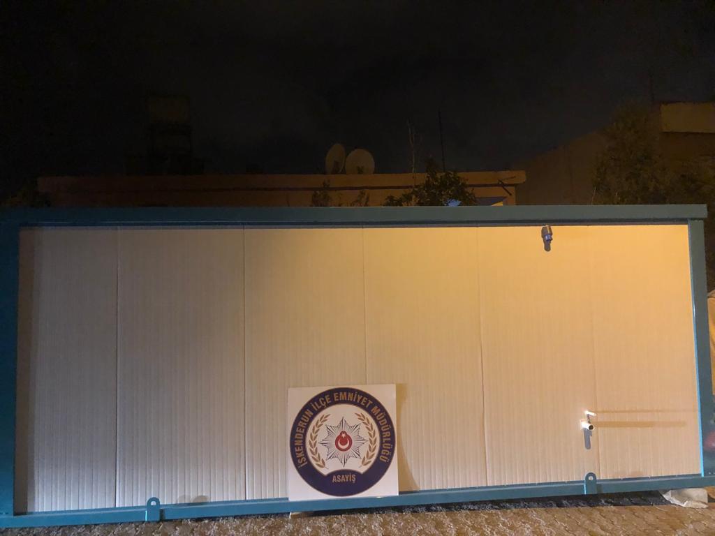 Hatay'da 2 konteyner çalındı, 3 kişi gözaltında