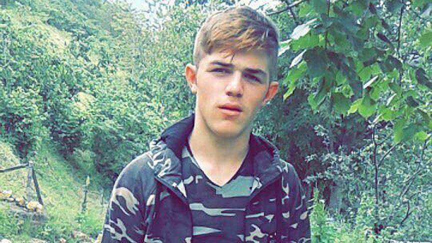 Şehit Eren'in mezarının yanında ailesine ev yapılıyor