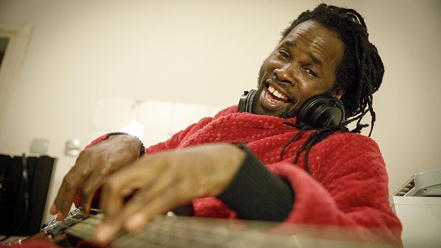 Afrika'dan İstanbul'a bir zamane dervişi