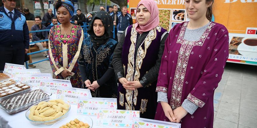 Dünyanın lezzetleri Esenler’de tadılıyor