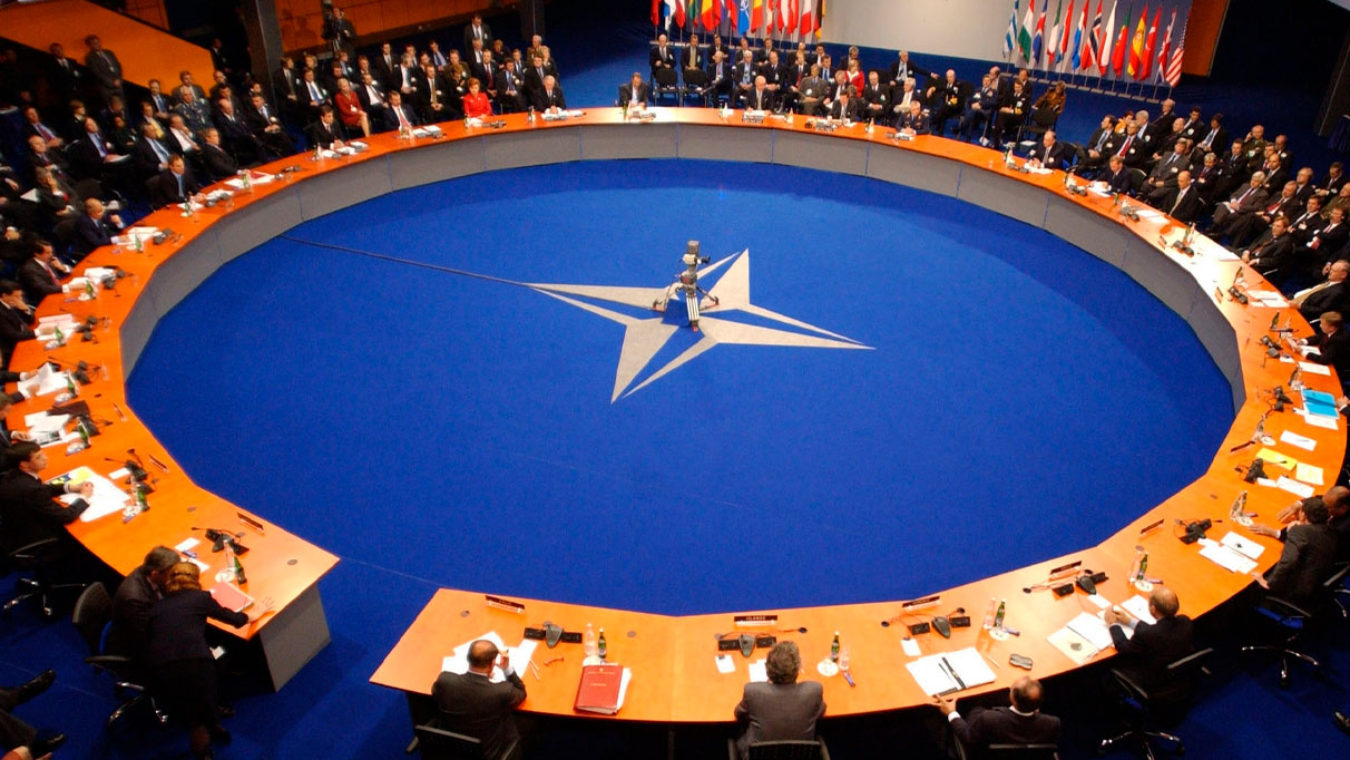 NATO'dan Kuzey Kore'nin balistik füze denemesine kınama