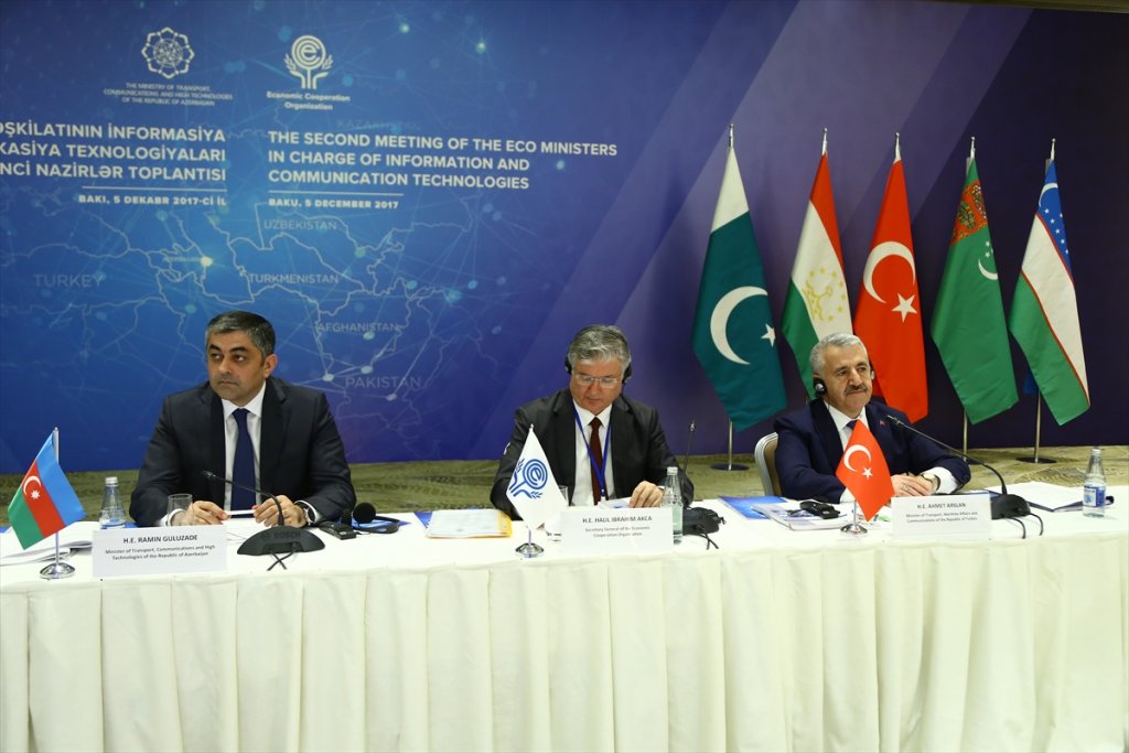 Enformasyon bakanları toplantısı başladı