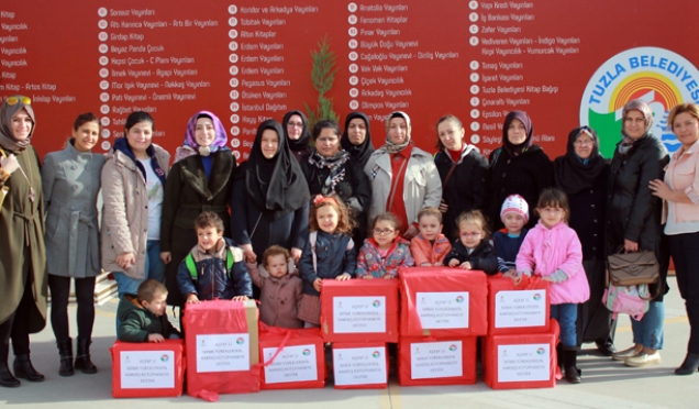 Kardeş kütüphanelere kitap bağışı yaptılar