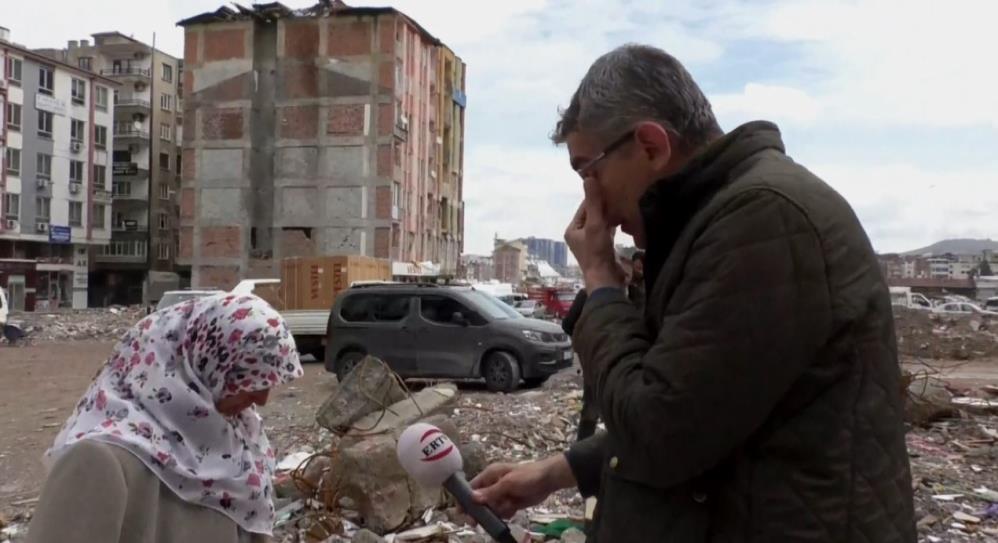 Canlı yayında muhabirin gözyaşları