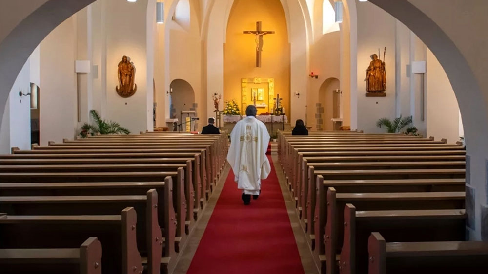 Kiliselerde cinsel taciz: 250'den fazla rahip şüpheli