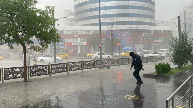 Gaziantep'te sağanak etkili oldu