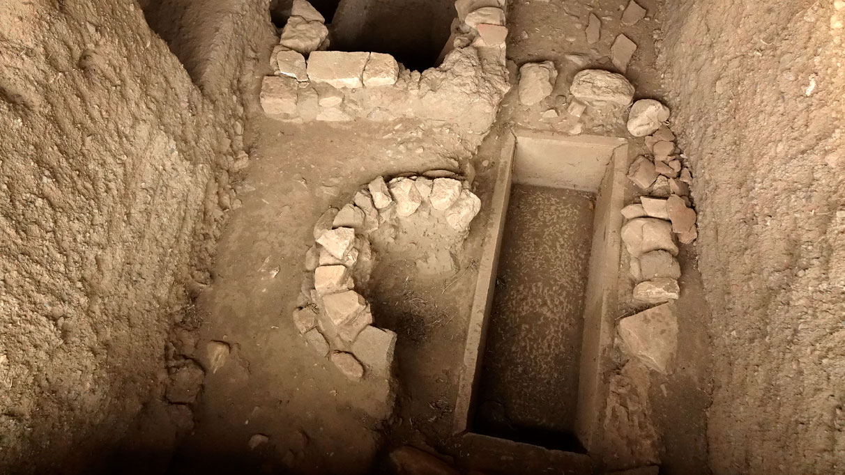 Fransa'da 50 antik mezar bulundu