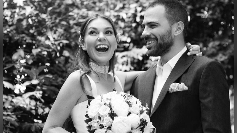 Aslı Enver aşka geldi