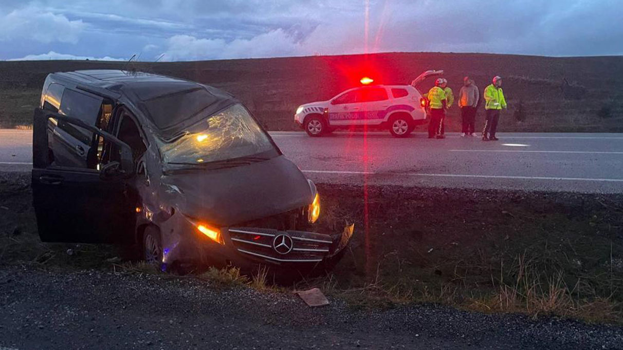 CHP'li Karasu trafik kazası geçirdi