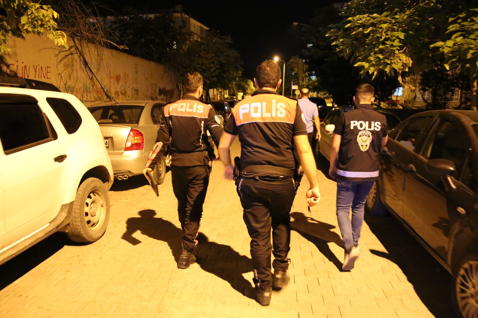 Uyuşturucu operasyonlarında 30 gözaltı