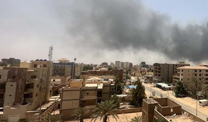 Fransa, Sudan'daki büyükelçiliğini  kapattı