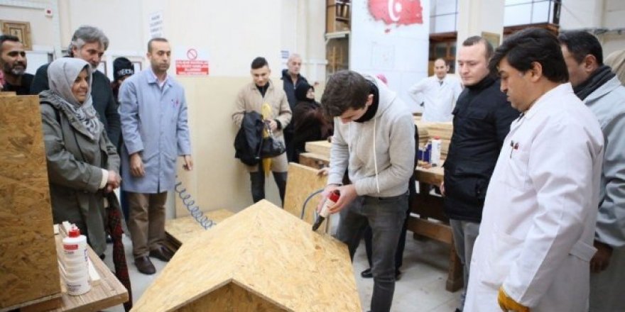 Her hayvana bir kulübe...