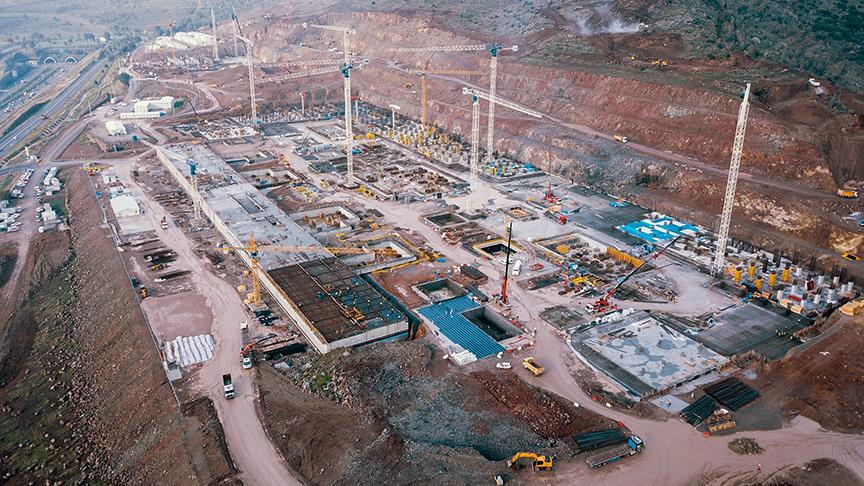 İzmir'in 'en büyük projesi' yükseliyor