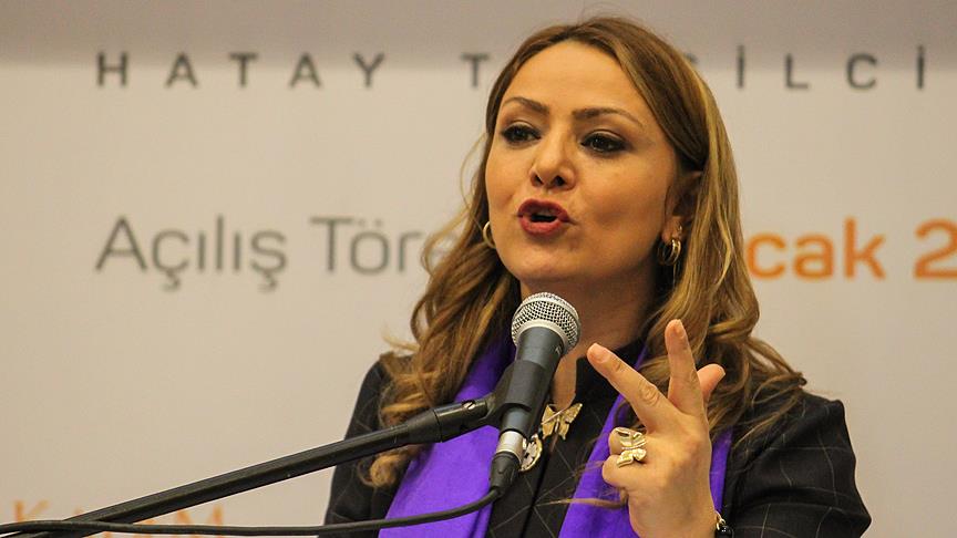 Kadın erkek rollerinin dengeli olduğu bir düzeni inşa etmeliyiz