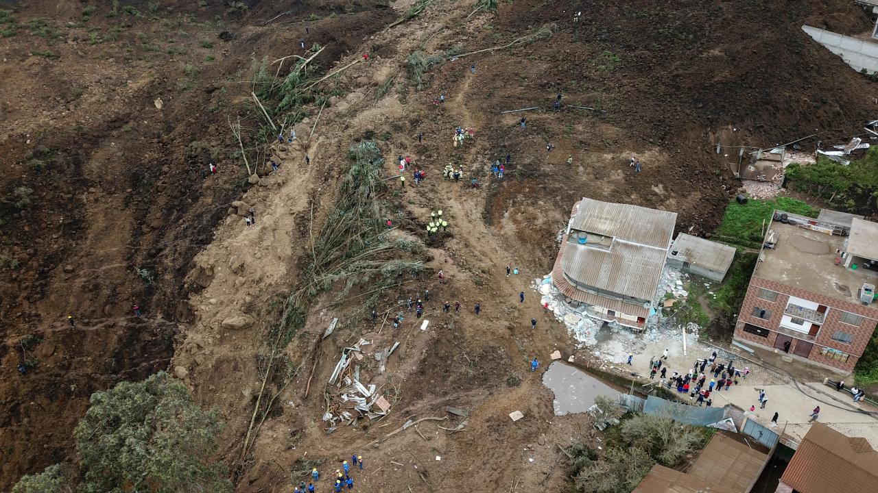 Ekvador'daki toprak kaymasında ölü sayısı 51'e yükseldi