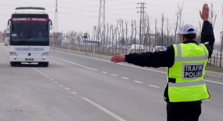 Trafikte 'sivil denetim' başlıyor