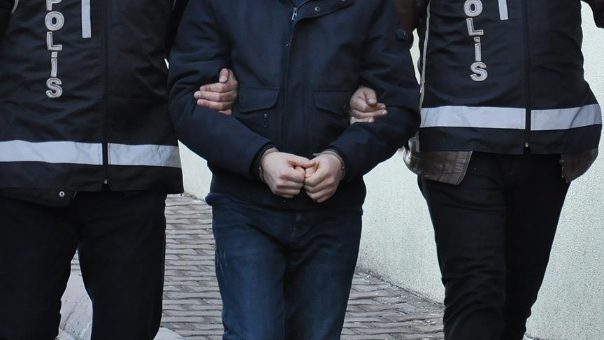 İzmir polisinden silah kaçakçılarına darbe