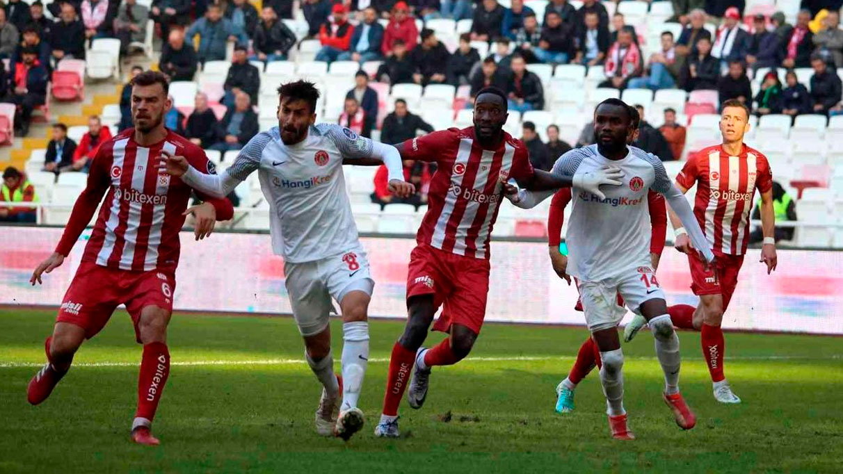 Ümraniyespor-Sivasspor maçı detayları belli oldu
