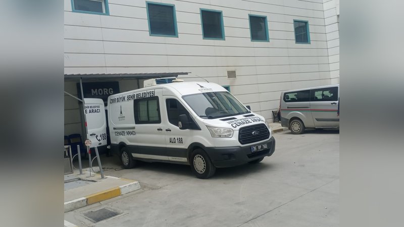 Kendisinden 28 yaş küçük eşini öldürdü