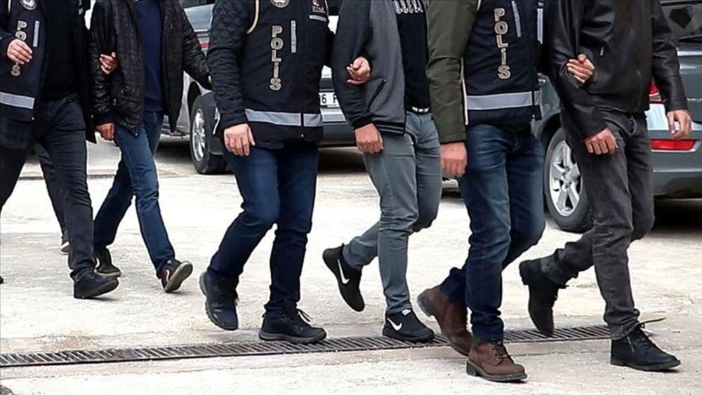 Yunanistan'a kaçmaya çalışan 3 terör şüphelisi Edirne'de yakalandı