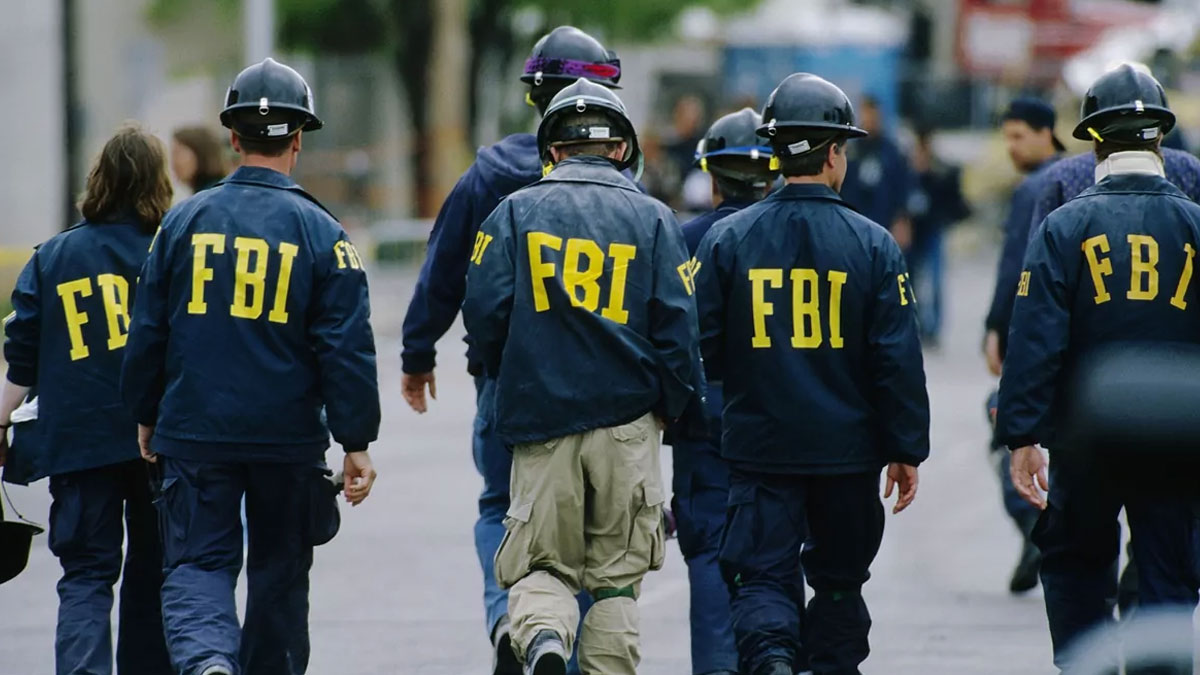 FBI'ın protestocuları soruşturmak için gözetim yetkilerini kötüye kullandığı iddiası