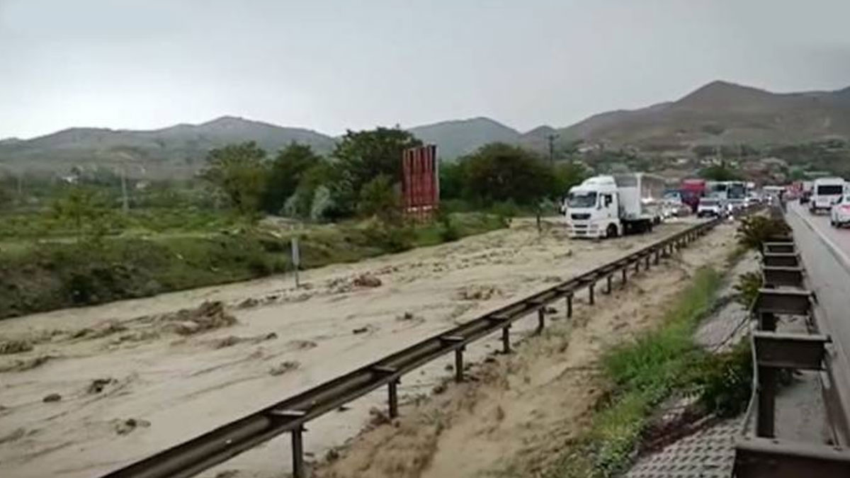 Ankara-Kırıkkale karayolu trafiğe kapandı