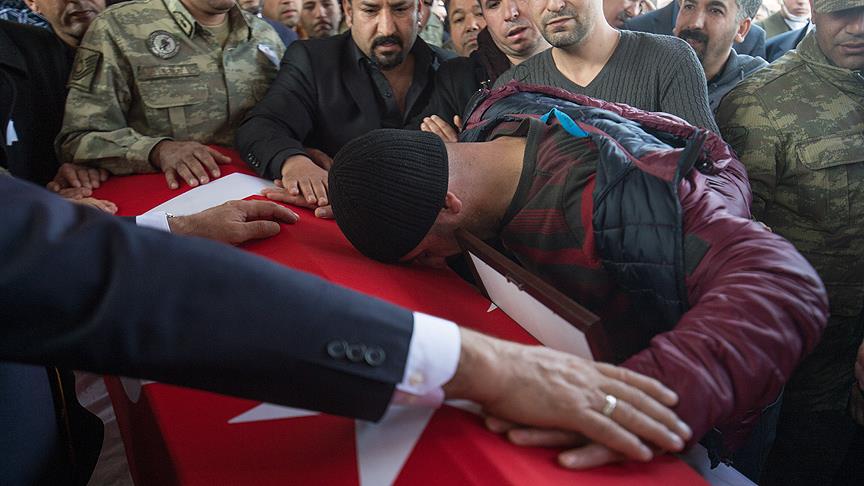 Şehitlerimizi uğurluyoruz