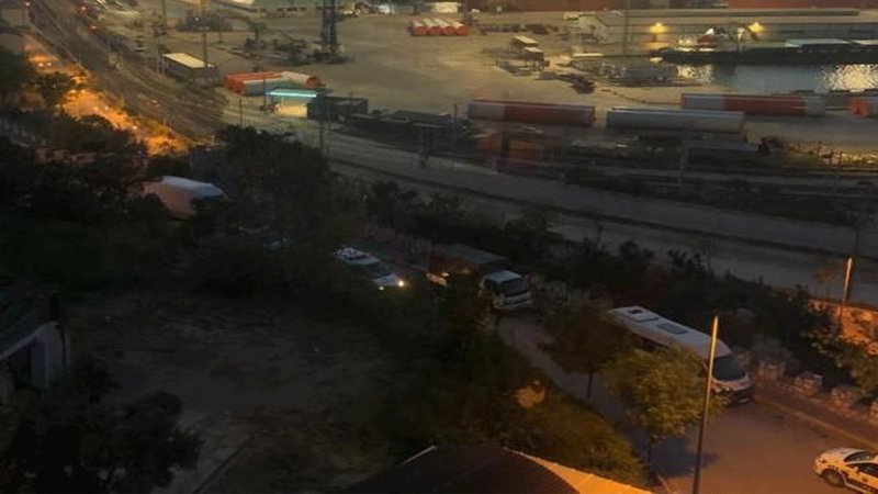 Dini nikahlı eşini bıçakladı