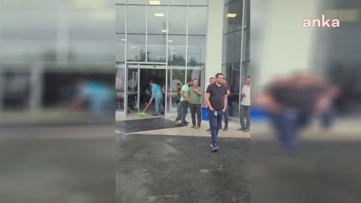 Erdoğan'ın açılışını yaptığı Defne Devlet Hastanesi'ni su bastı