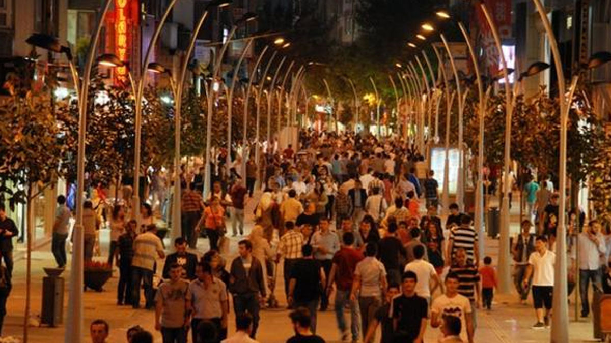 Göç İdaresi Başkanlığı, Türkiye'deki yabancı sayısını açıkladı