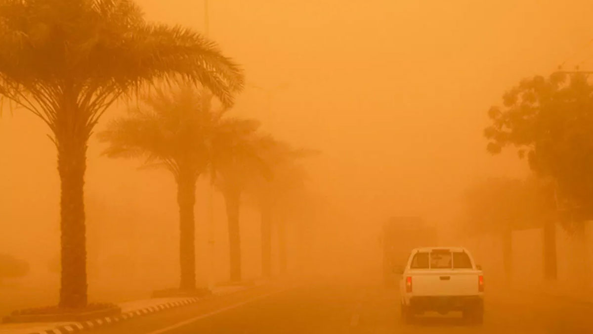 Meksika’da yanardağdan çıkan küller toz fırtınası yaşattı