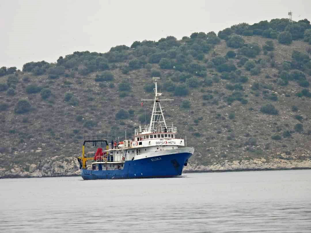 ODTÜ Bilim-2 araştırma gemisi Erdek'te
