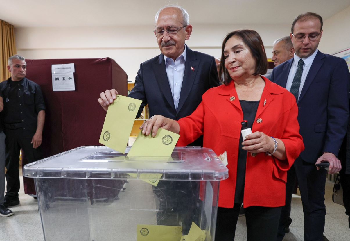 Kılıçdaroğlu'ndan "Vatanını seven sandığa gelir" paylaşımı