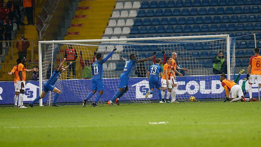 Kasımpaşa ikinci devreye iddialı girdi