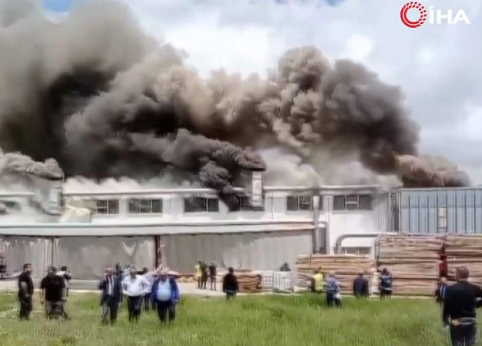 Başkent Ankara'da fabrika yangını