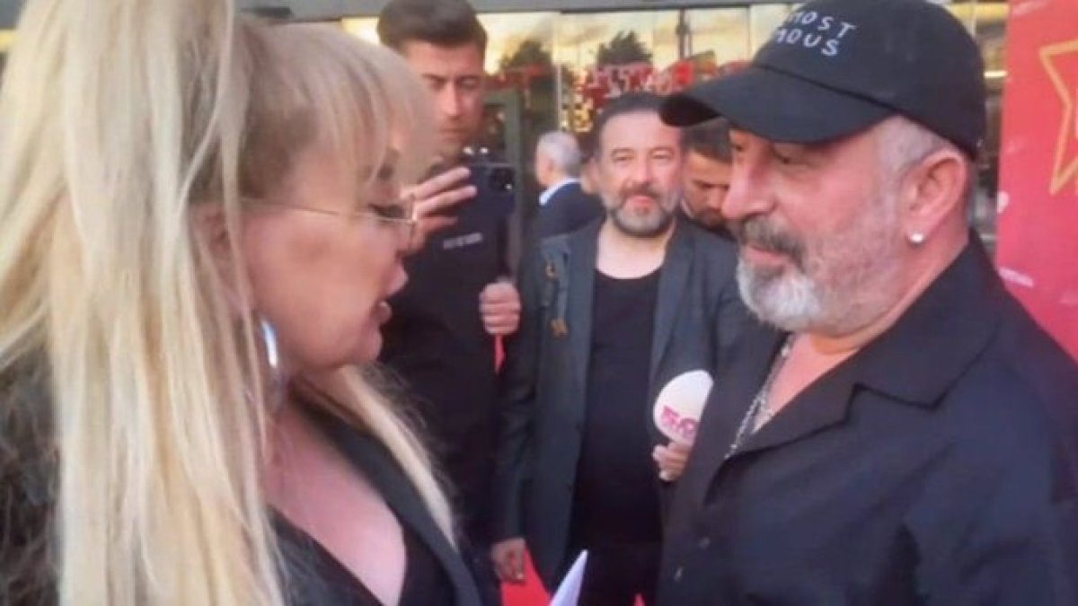 Ödül gecesinden gergin anlar: Zerrin Özer çok sinirlendi