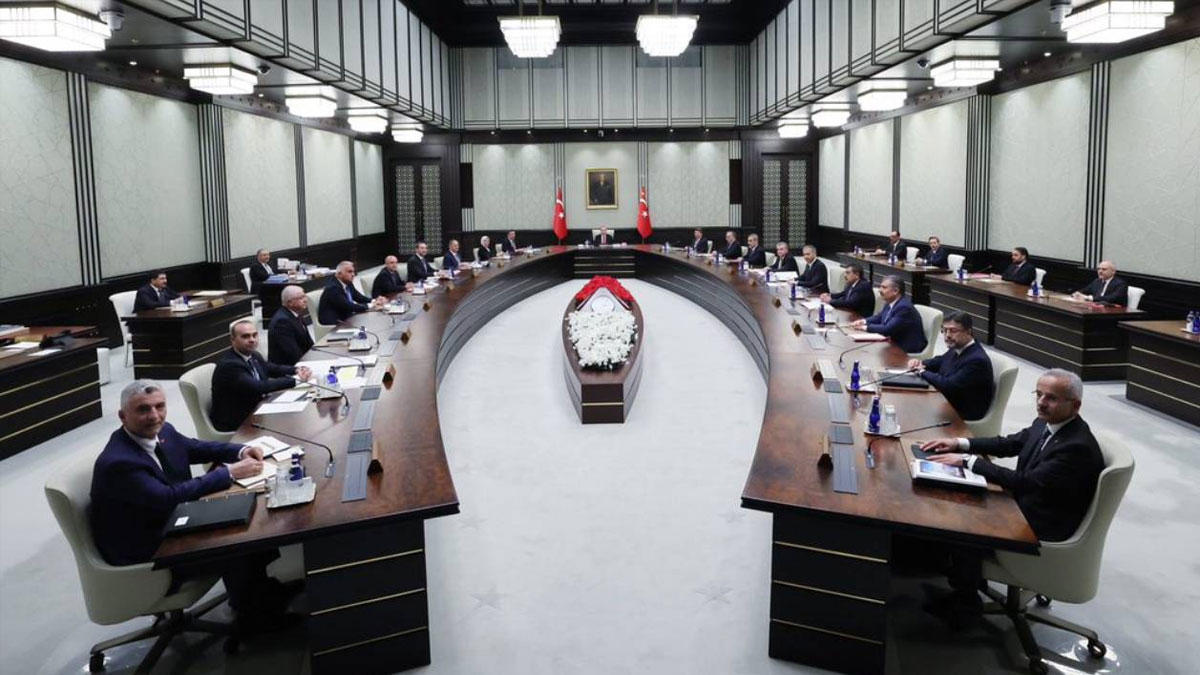 Yeni kabine ilk kez toplandı