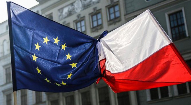 AB'den Polonya'ya ceza