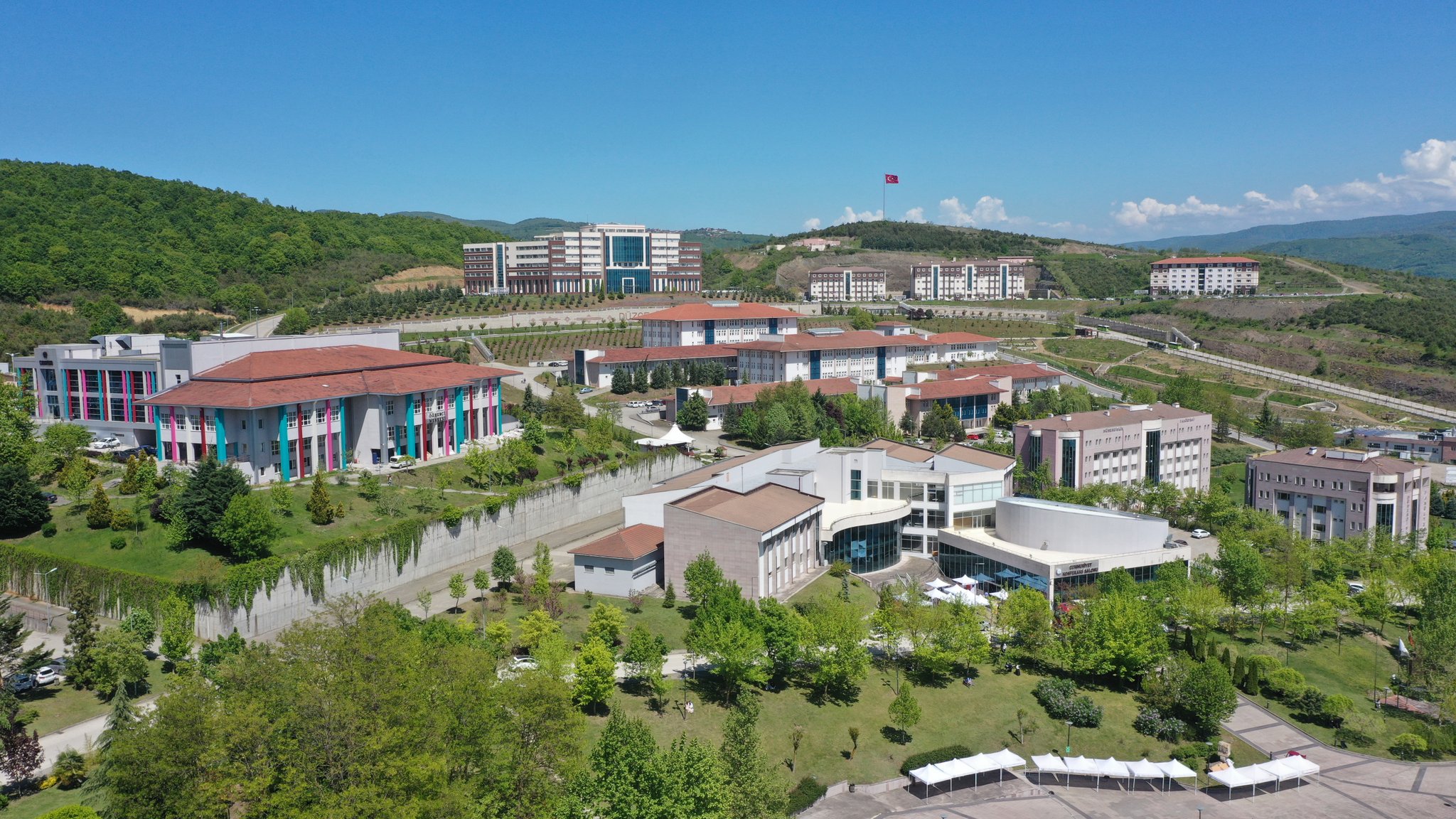 Düzce Üniversitesi öğretim üyesi alacak
