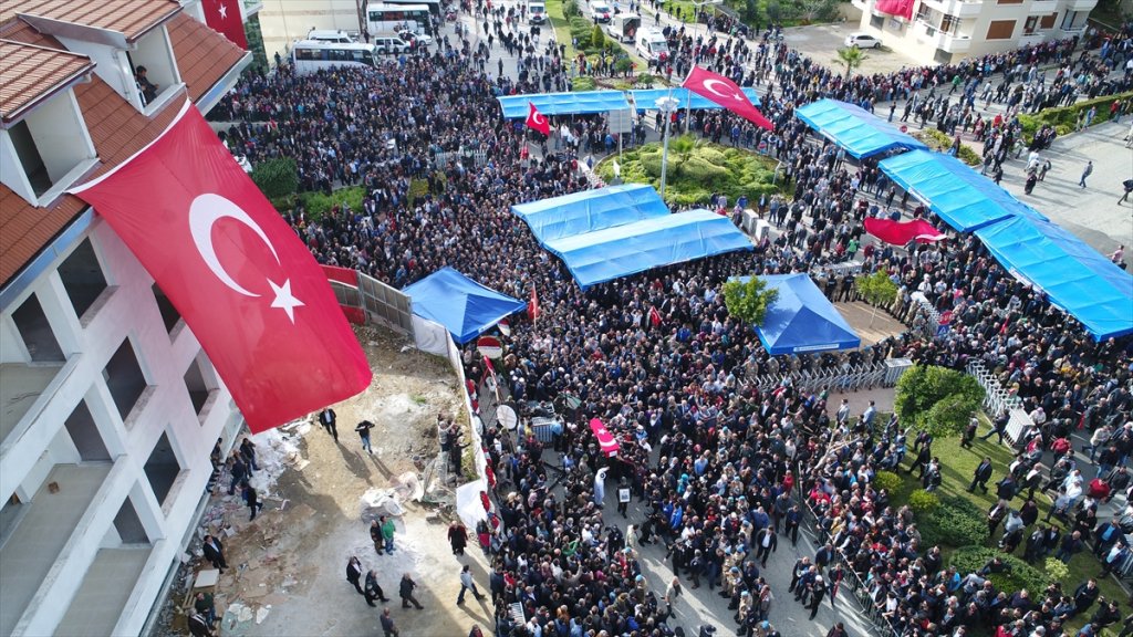 Şehit Uzman Çavuş Uysal, son yolculuğuna uğurlandı