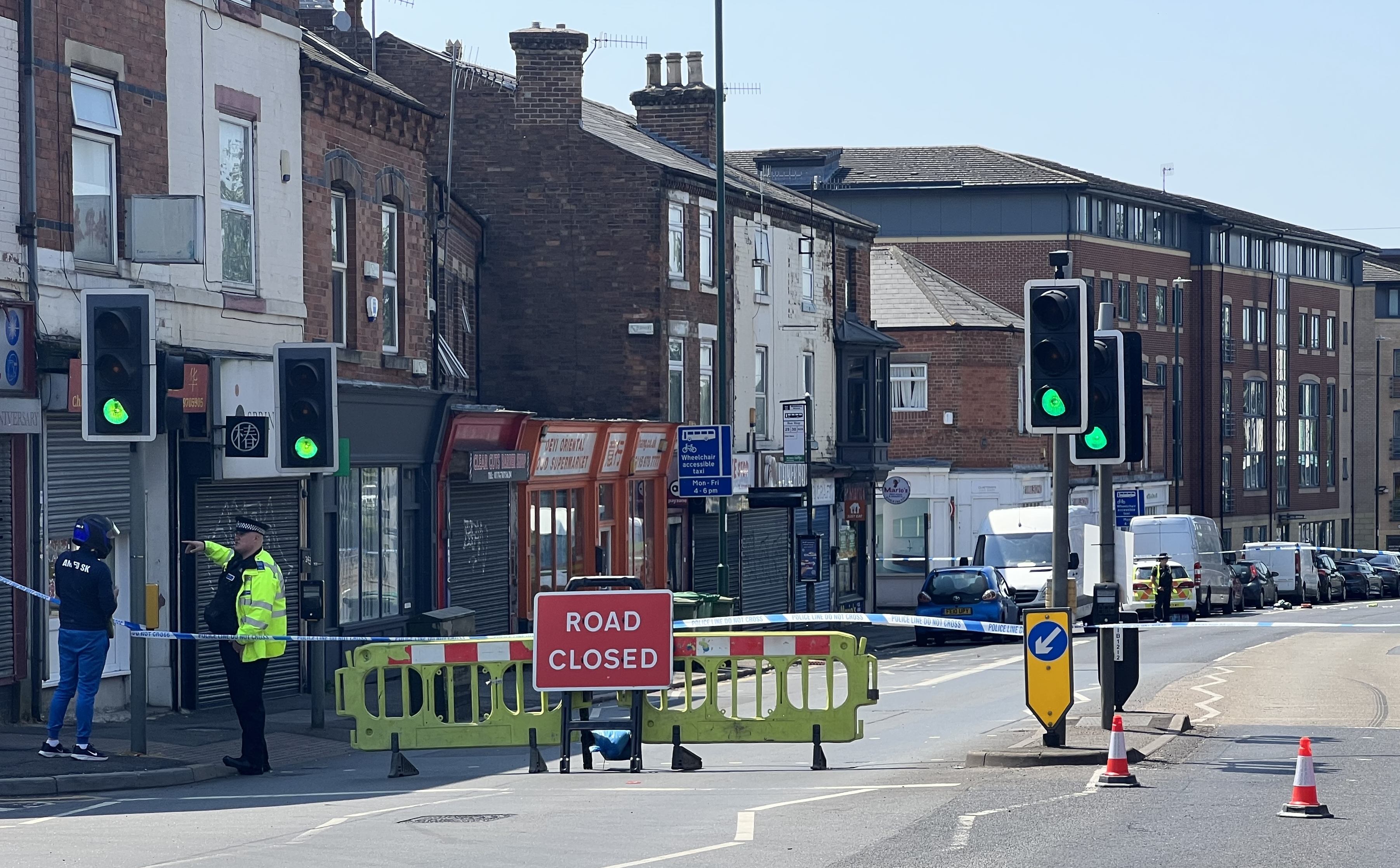 Nottingham'da 3 kişi ölü bulundu