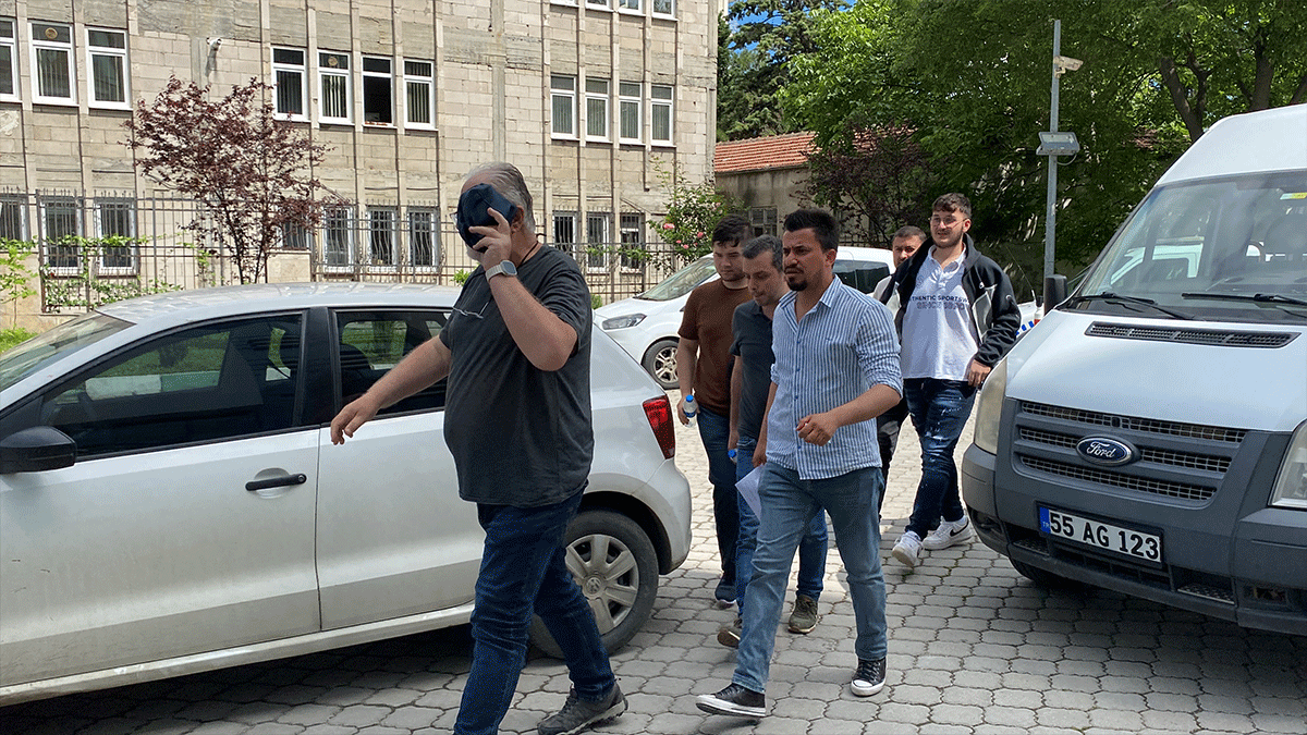 Öğretim üyesi çocuğun müstehcen görüntüsünü paylaştı