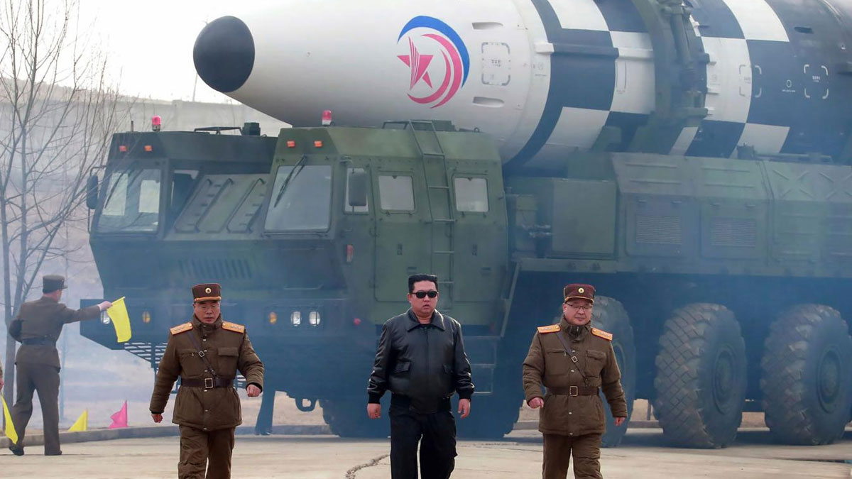 Kuzey Kore'den Güney Kore ve Japonya'ya 'balistik füze denemesi'