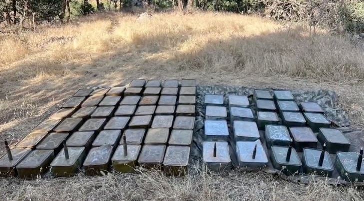 Irak'ın kuzeyinde teröristlere ait mühimmat ele geçirildi